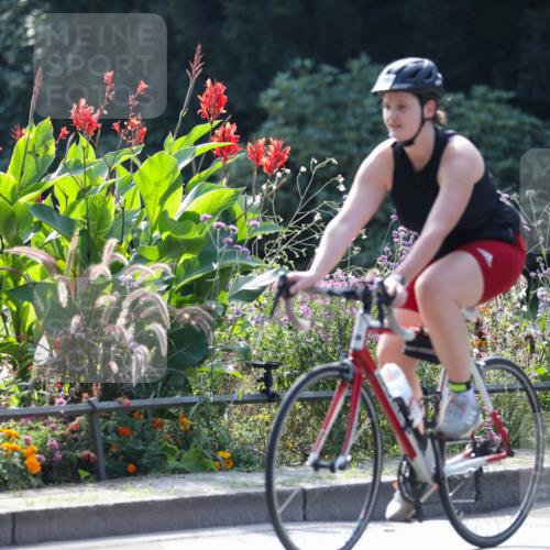 08.09.2024 - Stadtparktriathlon Zöllner http://msf.ph/oto/6991718 08.09.2024 11:34:21 Radfahren 498, 600, 721 meine-sportfotos.de