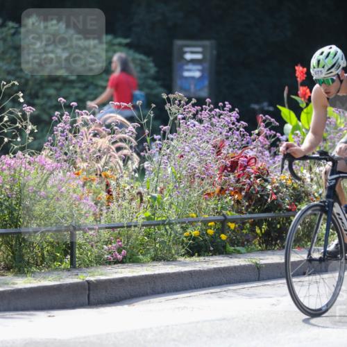 08.09.2024 - Stadtparktriathlon Zöllner http://msf.ph/oto/6991789 08.09.2024 11:35:09 Radfahren 482, 618, 628, 675 meine-sportfotos.de