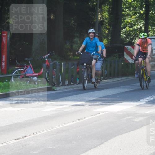 08.09.2024 - Stadtparktriathlon Zöllner http://msf.ph/oto/6991804 08.09.2024 10:27:59 Radfahren 251, 283, 285, 286, 312, 341, 349 meine-sportfotos.de