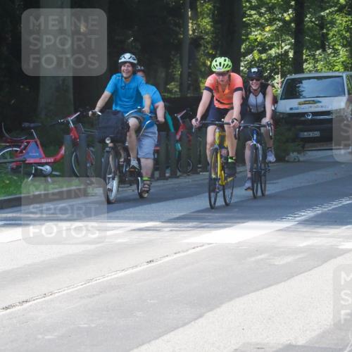 08.09.2024 - Stadtparktriathlon Zöllner http://msf.ph/oto/6991821 08.09.2024 10:27:59 Radfahren 251, 283, 285, 286, 312, 341, 349 meine-sportfotos.de