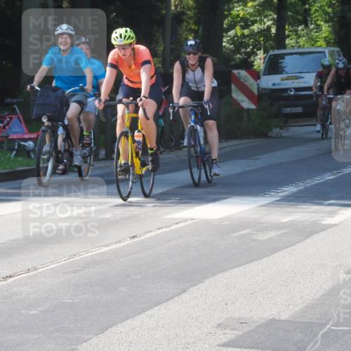 08.09.2024 - Stadtparktriathlon Zöllner http://msf.ph/oto/6991836 08.09.2024 10:28:00 Radfahren 251, 283, 285, 286, 312, 349 meine-sportfotos.de