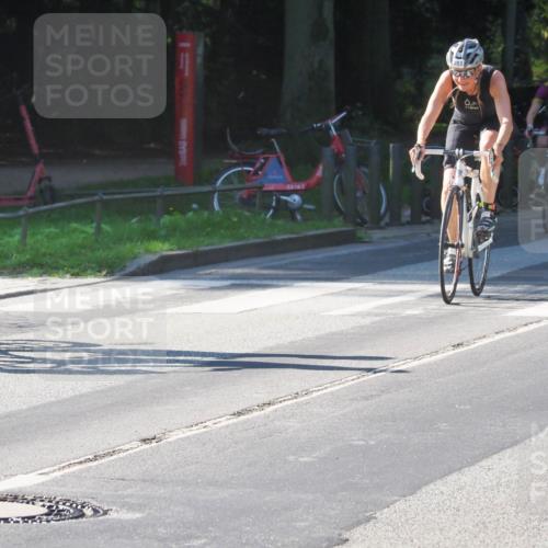 08.09.2024 - Stadtparktriathlon Zöllner http://msf.ph/oto/6991894 08.09.2024 10:28:02 Radfahren 251, 283, 285, 286, 312, 349 meine-sportfotos.de