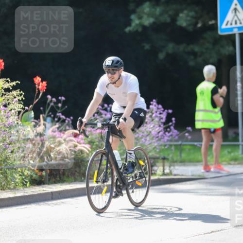 08.09.2024 - Stadtparktriathlon Zöllner http://msf.ph/oto/6991900 08.09.2024 11:37:46 Radfahren 563, 616, 634, 679, 680, 686, 695, 741 meine-sportfotos.de