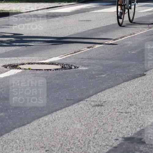 08.09.2024 - Stadtparktriathlon Zöllner http://msf.ph/oto/6991914 08.09.2024 10:28:03 Radfahren 251, 283, 285, 286, 312, 349 meine-sportfotos.de