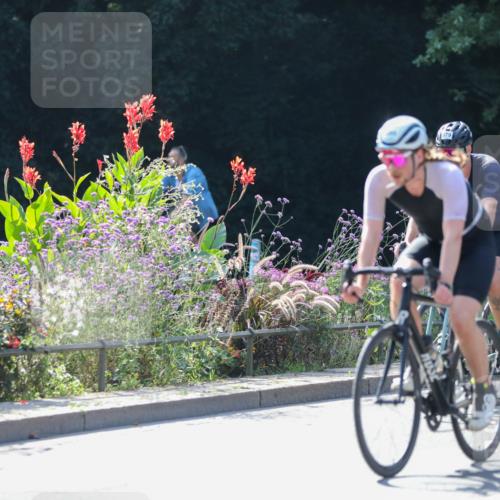 08.09.2024 - Stadtparktriathlon Zöllner http://msf.ph/oto/6991916 08.09.2024 11:37:48 Radfahren 596, 616, 679, 680, 695, 741 meine-sportfotos.de