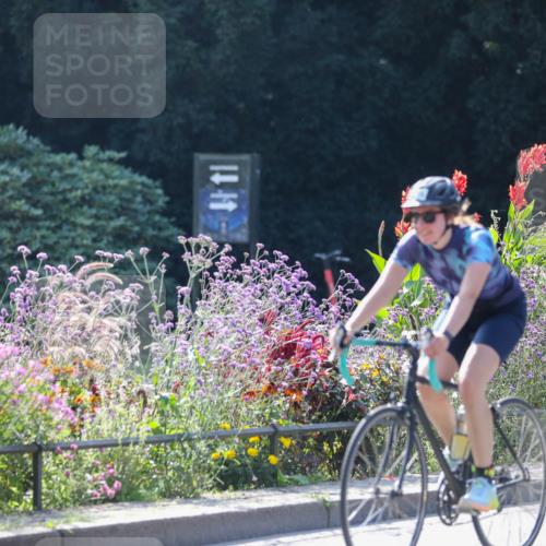 08.09.2024 - Stadtparktriathlon Zöllner http://msf.ph/oto/6991931 08.09.2024 11:37:53 Radfahren 596, 610, 616, 649 meine-sportfotos.de