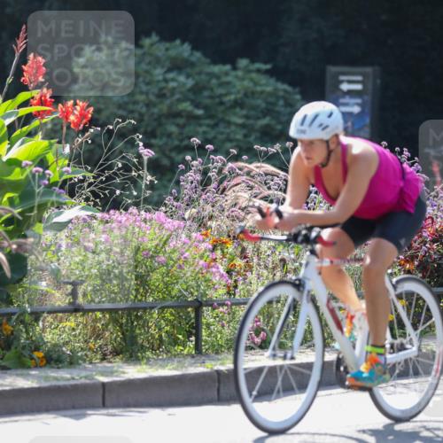 08.09.2024 - Stadtparktriathlon Zöllner http://msf.ph/oto/6991943 08.09.2024 11:37:58 Radfahren 591, 596, 610, 645, 649 meine-sportfotos.de