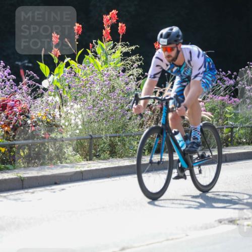 08.09.2024 - Stadtparktriathlon Zöllner http://msf.ph/oto/6991991 08.09.2024 11:38:12 Radfahren 645, 663, 694 meine-sportfotos.de