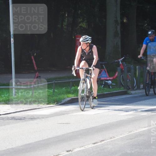 08.09.2024 - Stadtparktriathlon Zöllner http://msf.ph/oto/6991993 08.09.2024 10:28:11 Radfahren 183, 196, 285, 299, 307, 318, 349 meine-sportfotos.de