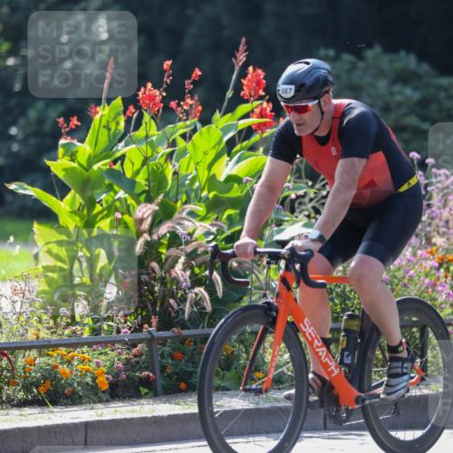 08.09.2024 - Stadtparktriathlon Zöllner http://msf.ph/oto/6992031 08.09.2024 11:38:51 Radfahren 605, 667, 674, 676, 710 meine-sportfotos.de