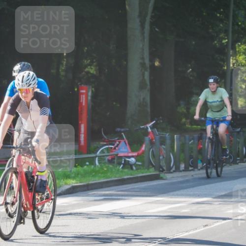 08.09.2024 - Stadtparktriathlon Zöllner http://msf.ph/oto/6992032 08.09.2024 10:28:13 Radfahren 183, 196, 299, 307, 318 meine-sportfotos.de