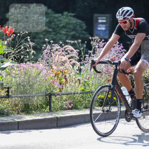 08.09.2024 - Stadtparktriathlon Zöllner http://msf.ph/oto/6992052 08.09.2024 11:39:01 Radfahren 605, 621, 636, 668, 674, 676, 706, 715 meine-sportfotos.de