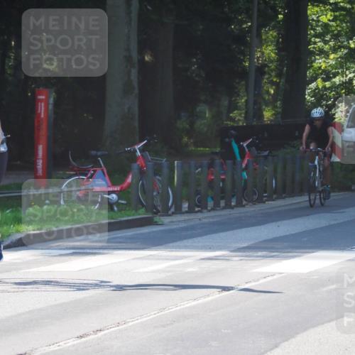 08.09.2024 - Stadtparktriathlon Zöllner http://msf.ph/oto/6992081 08.09.2024 10:28:28 Radfahren 246, 305, 310, 348 meine-sportfotos.de