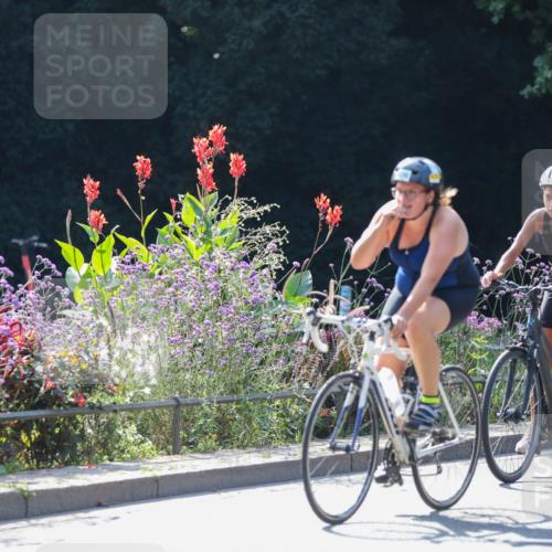 08.09.2024 - Stadtparktriathlon Zöllner http://msf.ph/oto/6992083 08.09.2024 11:39:12 Radfahren 613, 636, 648, 715 meine-sportfotos.de