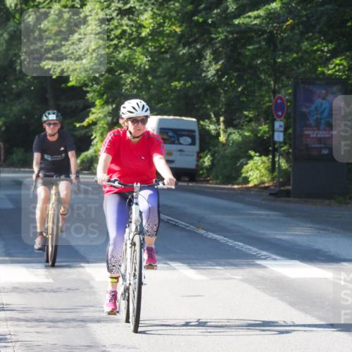 08.09.2024 - Stadtparktriathlon Zöllner http://msf.ph/oto/6992112 08.09.2024 10:28:42 Radfahren 227, 233, 264, 274, 363 meine-sportfotos.de
