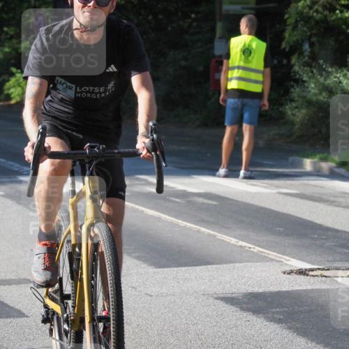 08.09.2024 - Stadtparktriathlon Zöllner http://msf.ph/oto/6992135 08.09.2024 10:28:44 Radfahren 227, 233, 264, 274, 363 meine-sportfotos.de