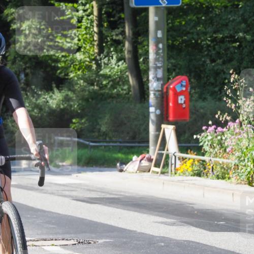 08.09.2024 - Stadtparktriathlon Zöllner http://msf.ph/oto/6992231 08.09.2024 10:29:01 Radfahren 282, 352, 1937 meine-sportfotos.de