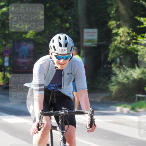 08.09.2024 - Stadtparktriathlon Zöllner http://msf.ph/oto/6992287 08.09.2024 10:29:11 Radfahren 293, 352, 1937 meine-sportfotos.de