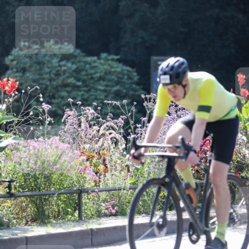 08.09.2024 - Stadtparktriathlon Zöllner http://msf.ph/oto/6992306 08.09.2024 11:43:59 Radfahren 597, 689, 739, 744 meine-sportfotos.de