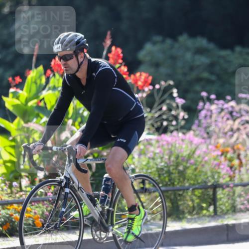 08.09.2024 - Stadtparktriathlon Zöllner http://msf.ph/oto/6992313 08.09.2024 11:44:06 Radfahren 597, 687, 717, 739, 744 meine-sportfotos.de