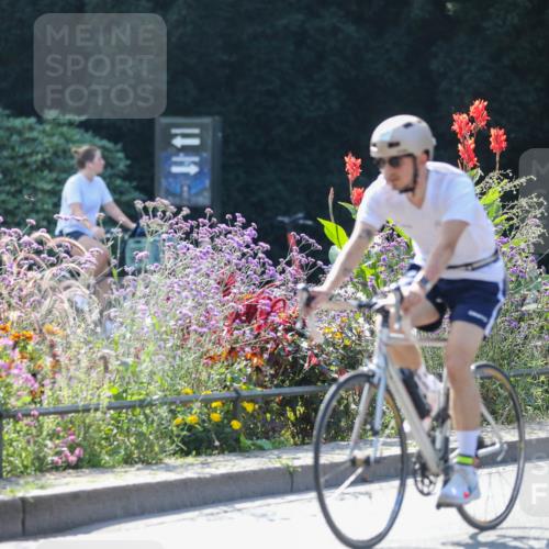 08.09.2024 - Stadtparktriathlon Zöllner http://msf.ph/oto/6992322 08.09.2024 11:44:12 Radfahren 597, 687, 717, 739 meine-sportfotos.de