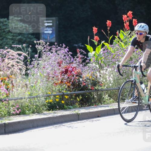 08.09.2024 - Stadtparktriathlon Zöllner http://msf.ph/oto/6992414 08.09.2024 11:45:46 Radfahren 653, 667, 710 meine-sportfotos.de