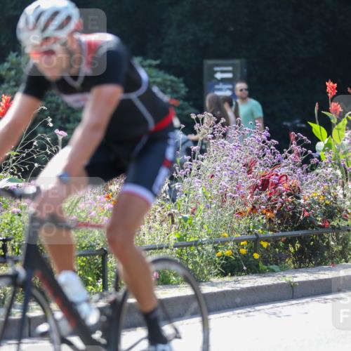 08.09.2024 - Stadtparktriathlon Zöllner http://msf.ph/oto/6992436 08.09.2024 11:46:02 Radfahren 563, 645, 668, 674, 676, 720, 728 meine-sportfotos.de