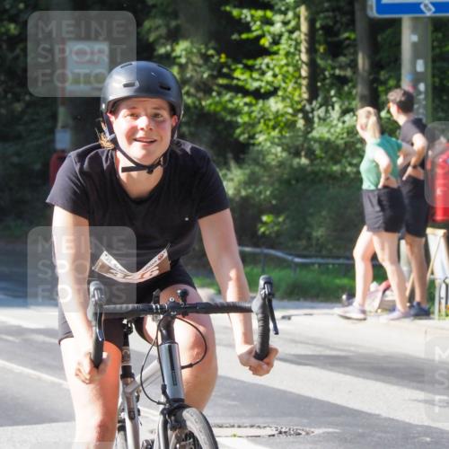 08.09.2024 - Stadtparktriathlon Zöllner http://msf.ph/oto/6992439 08.09.2024 10:30:10 Radfahren 320, 346, 1936 meine-sportfotos.de