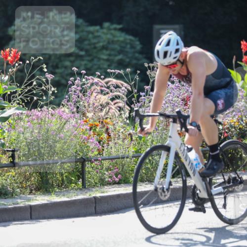 08.09.2024 - Stadtparktriathlon Zöllner http://msf.ph/oto/6992487 08.09.2024 11:46:46 Radfahren 626, 636, 642, 673, 684, 697, 706, 708 meine-sportfotos.de