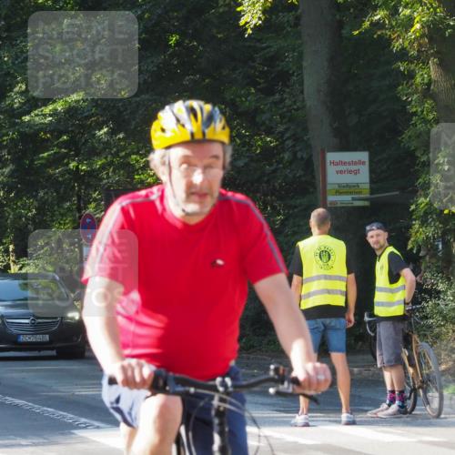 08.09.2024 - Stadtparktriathlon Zöllner http://msf.ph/oto/6992559 08.09.2024 10:32:59 Radfahren 232, 317 meine-sportfotos.de