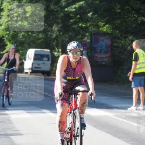 08.09.2024 - Stadtparktriathlon Zöllner http://msf.ph/oto/6992584 08.09.2024 10:33:21 Radfahren 289, 356 meine-sportfotos.de
