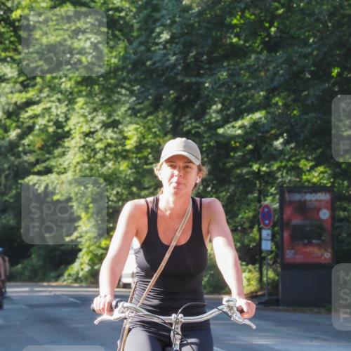 08.09.2024 - Stadtparktriathlon Zöllner http://msf.ph/oto/6992603 08.09.2024 10:33:26 Radfahren 289, 306, 361 meine-sportfotos.de