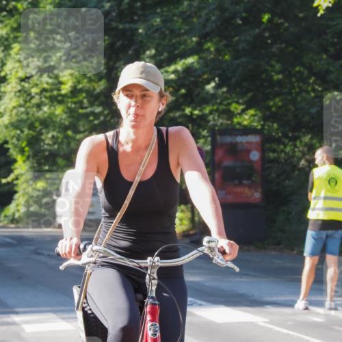 08.09.2024 - Stadtparktriathlon Zöllner http://msf.ph/oto/6992609 08.09.2024 10:33:27 Radfahren 306, 361 meine-sportfotos.de