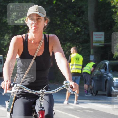 08.09.2024 - Stadtparktriathlon Zöllner http://msf.ph/oto/6992617 08.09.2024 10:33:27 Radfahren 306, 361 meine-sportfotos.de