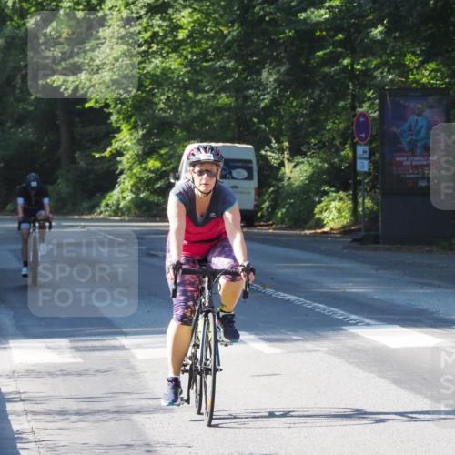 08.09.2024 - Stadtparktriathlon Zöllner http://msf.ph/oto/6992645 08.09.2024 10:33:48 Radfahren 302, 360 meine-sportfotos.de