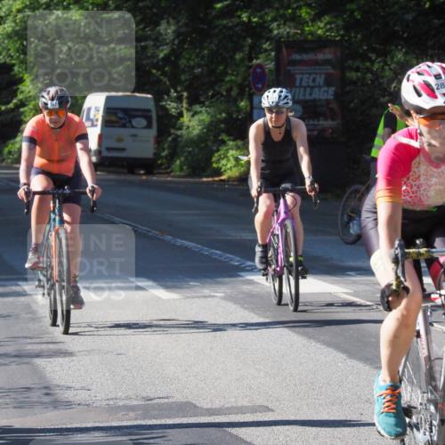 08.09.2024 - Stadtparktriathlon Zöllner http://msf.ph/oto/6992735 08.09.2024 10:34:56 Radfahren 284, 311, 321, 322, 347 meine-sportfotos.de