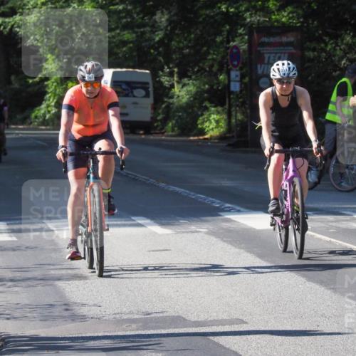 08.09.2024 - Stadtparktriathlon Zöllner http://msf.ph/oto/6992740 08.09.2024 10:34:57 Radfahren 284, 311, 321, 322, 347 meine-sportfotos.de