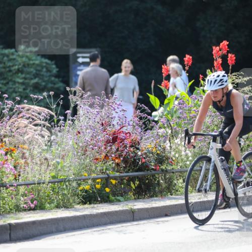 08.09.2024 - Stadtparktriathlon Zöllner http://msf.ph/oto/6992745 08.09.2024 11:48:45 Radfahren 606, 607, 630, 675, 740 meine-sportfotos.de