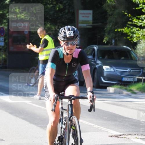 08.09.2024 - Stadtparktriathlon Zöllner http://msf.ph/oto/6992788 08.09.2024 10:35:03 Radfahren 304, 321, 347 meine-sportfotos.de