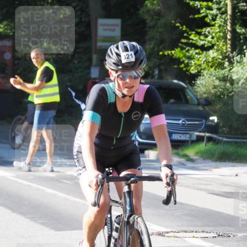 08.09.2024 - Stadtparktriathlon Zöllner http://msf.ph/oto/6992792 08.09.2024 10:35:03 Radfahren 304, 321, 347 meine-sportfotos.de