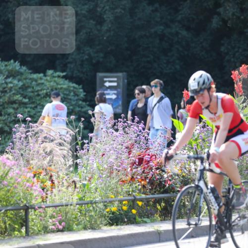 08.09.2024 - Stadtparktriathlon Zöllner http://msf.ph/oto/6992845 08.09.2024 11:49:38 Radfahren 635, 662, 722 meine-sportfotos.de