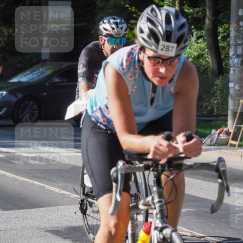 08.09.2024 - Stadtparktriathlon Zöllner http://msf.ph/oto/6992850 08.09.2024 10:35:22 Radfahren 287, 323, 332, 386 meine-sportfotos.de