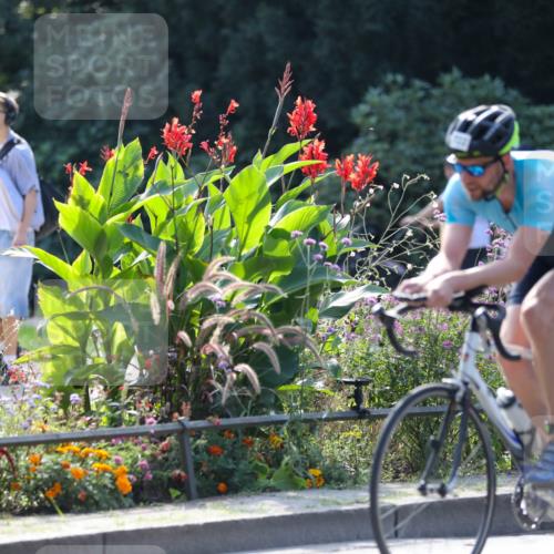 08.09.2024 - Stadtparktriathlon Zöllner http://msf.ph/oto/6992859 08.09.2024 11:49:44 Radfahren 722 meine-sportfotos.de