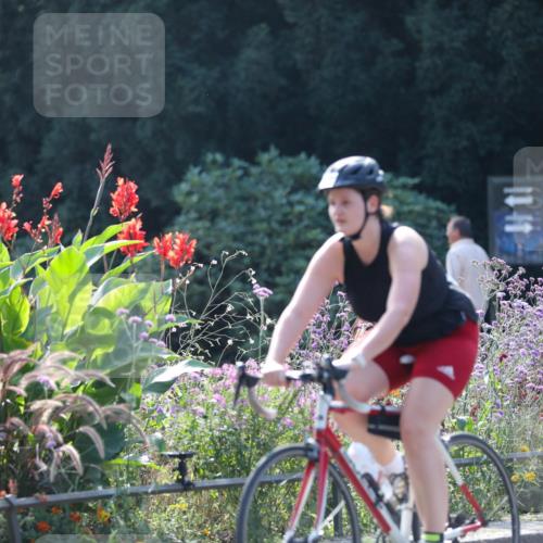 08.09.2024 - Stadtparktriathlon Zöllner http://msf.ph/oto/6992961 08.09.2024 11:50:45 Radfahren 500, 582, 600, 632 meine-sportfotos.de