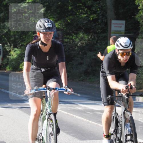 08.09.2024 - Stadtparktriathlon Zöllner http://msf.ph/oto/6992997 08.09.2024 10:36:10 Radfahren 43, 223, 299, 310, 349, 387, 433, 449 meine-sportfotos.de