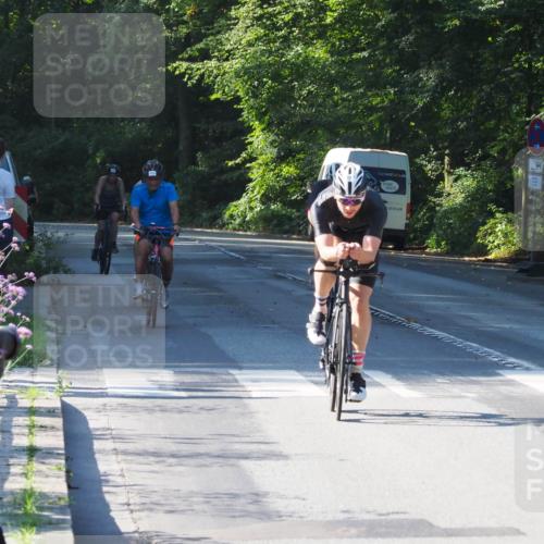 08.09.2024 - Stadtparktriathlon Zöllner http://msf.ph/oto/6993002 08.09.2024 10:36:13 Radfahren 43, 223, 299, 310, 349, 387, 433, 449 meine-sportfotos.de