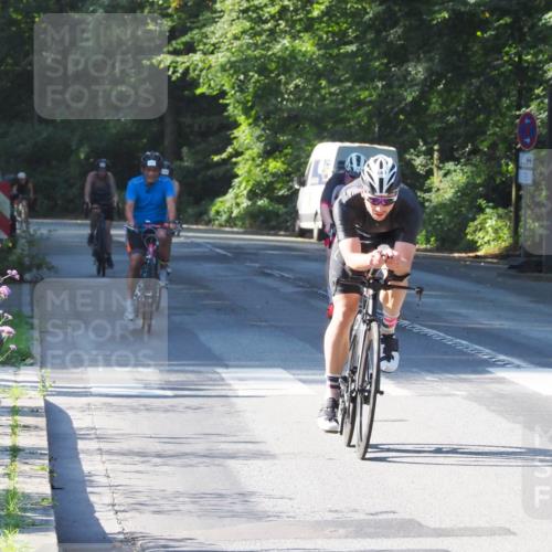 08.09.2024 - Stadtparktriathlon Zöllner http://msf.ph/oto/6993012 08.09.2024 10:36:13 Radfahren 43, 223, 299, 310, 349, 387, 433, 449 meine-sportfotos.de
