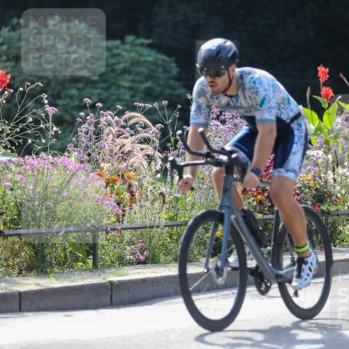 08.09.2024 - Stadtparktriathlon Zöllner http://msf.ph/oto/6993057 08.09.2024 11:51:39 Radfahren 583, 609, 614, 643, 680, 695, 704, 705, 736, 744 meine-sportfotos.de