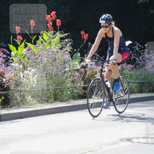 08.09.2024 - Stadtparktriathlon Zöllner http://msf.ph/oto/6993125 08.09.2024 11:51:50 Radfahren 609, 680, 694, 705, 735, 744, 747 meine-sportfotos.de