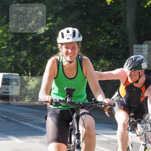 08.09.2024 - Stadtparktriathlon Zöllner http://msf.ph/oto/6993133 08.09.2024 10:36:33 Radfahren 218, 274, 285, 318, 427, 435 meine-sportfotos.de